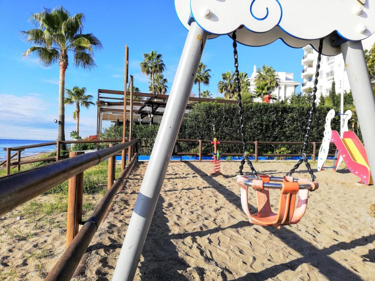 Apartamento Mar Azul, Primera Linea De Playa Sitio de Calahonda Екстер'єр фото