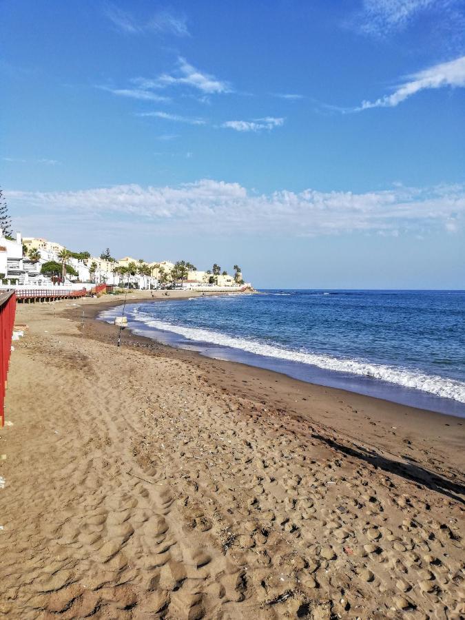 Apartamento Mar Azul, Primera Linea De Playa Sitio de Calahonda Екстер'єр фото