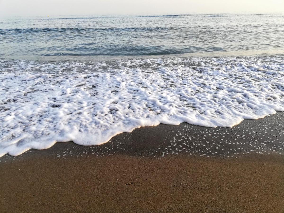 Apartamento Mar Azul, Primera Linea De Playa Sitio de Calahonda Екстер'єр фото