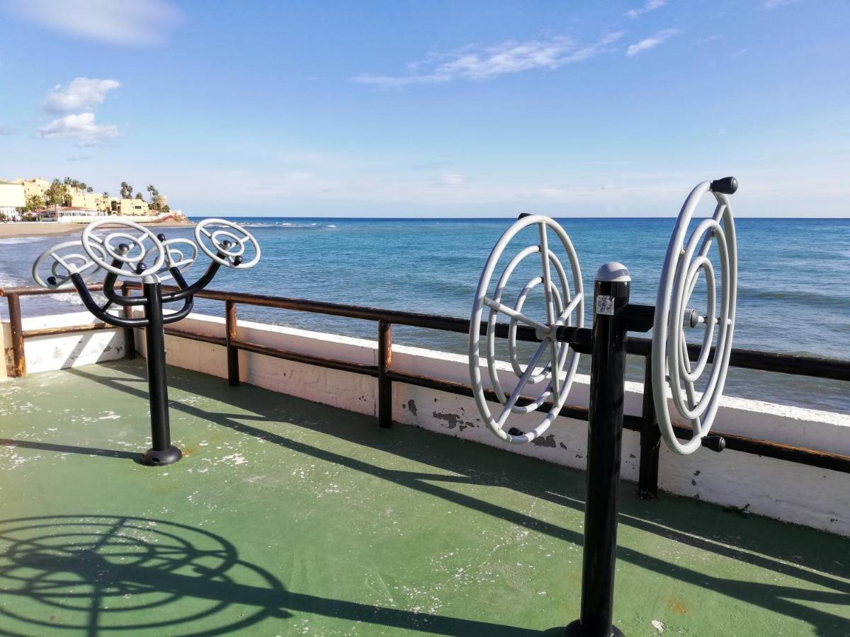 Apartamento Mar Azul, Primera Linea De Playa Sitio de Calahonda Екстер'єр фото