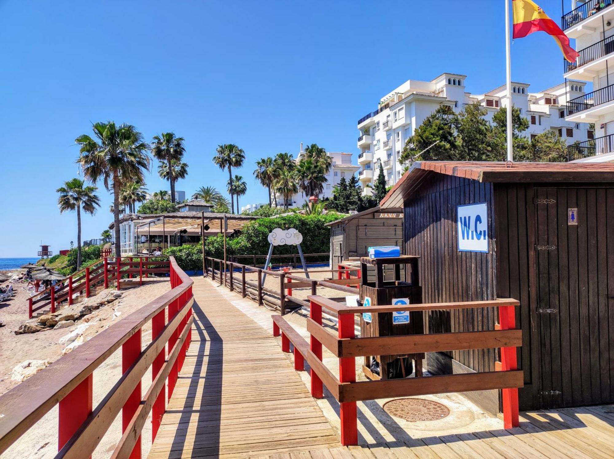 Apartamento Mar Azul, Primera Linea De Playa Sitio de Calahonda Екстер'єр фото